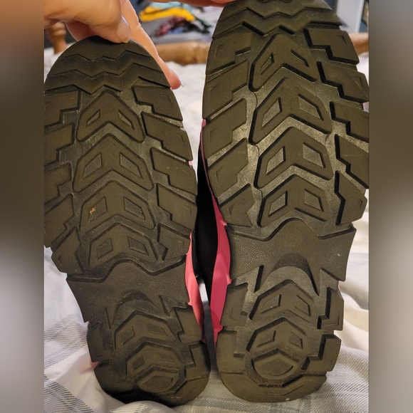 Big kid size 5 Mishansha snow boot - Picture 5 of 15